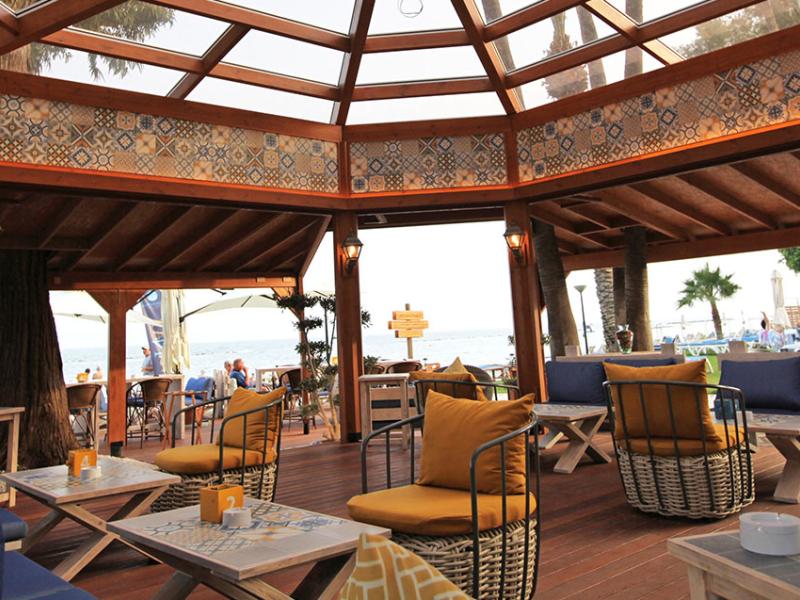 Poseidonia Beach Hotel