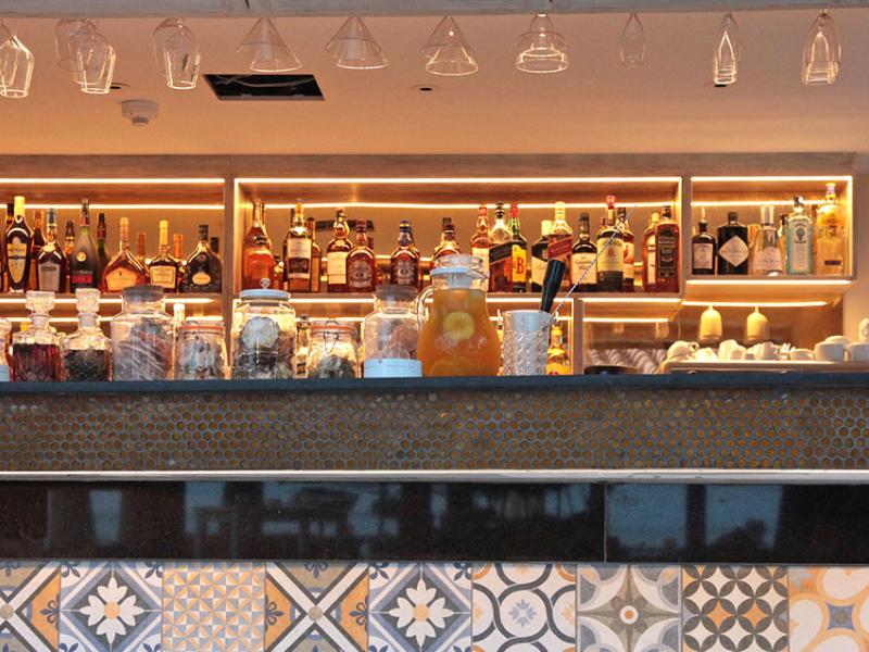 Poseidonia Beach Hotel