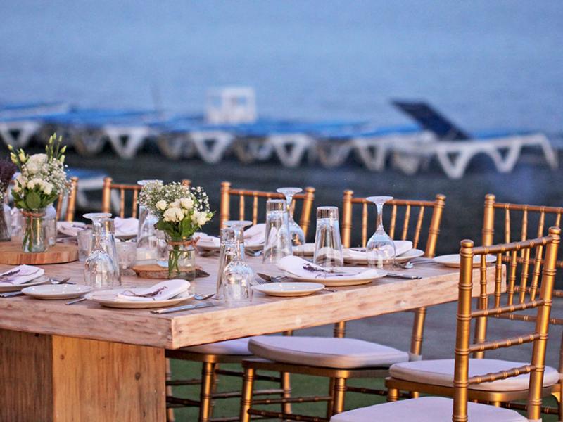 Poseidonia Beach Hotel