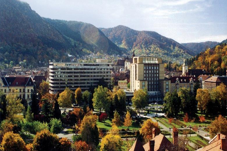 Aro Palace