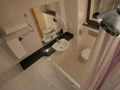 Premier Inn Dubai International Airport