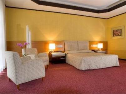President - Vestas Hotels & Resorts