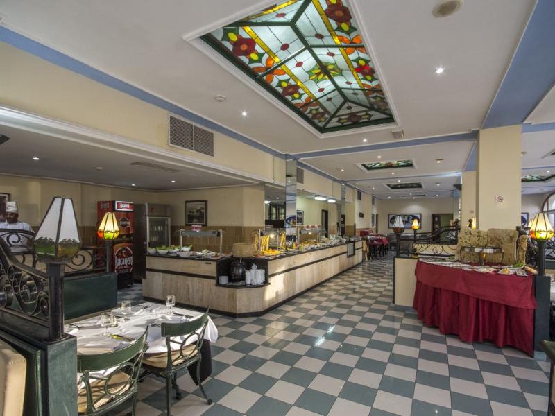 Roc Presidente Hotel