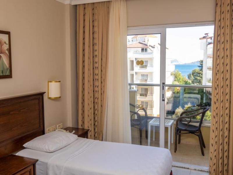 Prestige Garden Hotel 