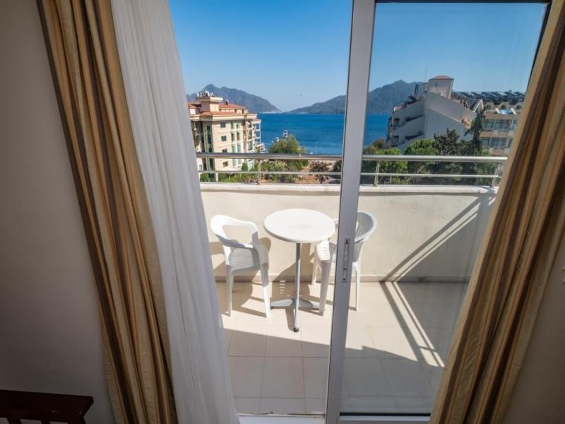 Prestige Garden Hotel 