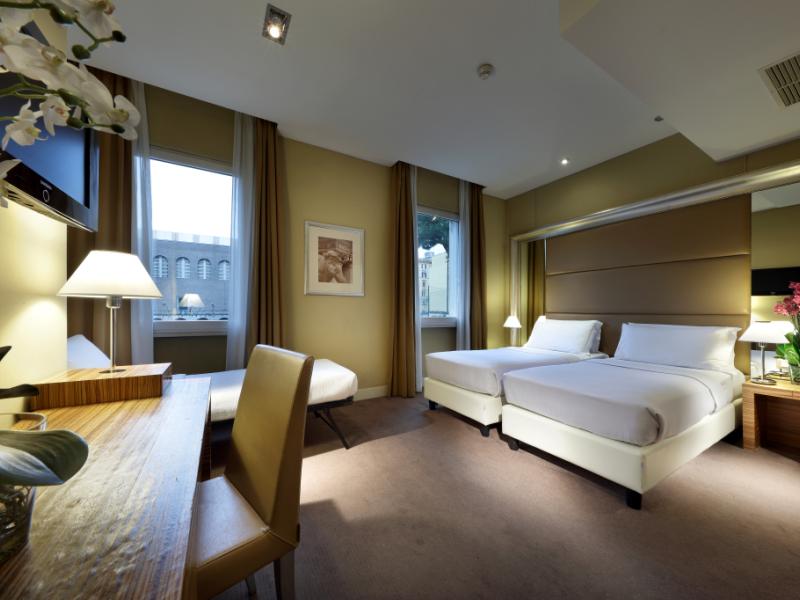 Saint John Hotel