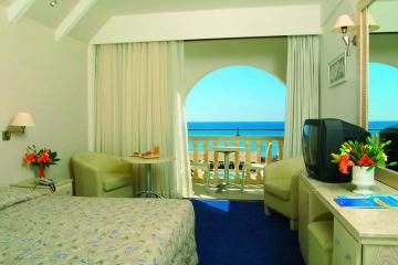 Отель Radisson Beach Resort Larnaca Кипр, Ларнака, фото 54