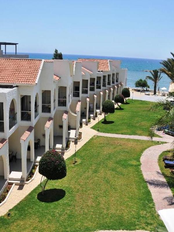 Radisson Beach Resort Larnaca