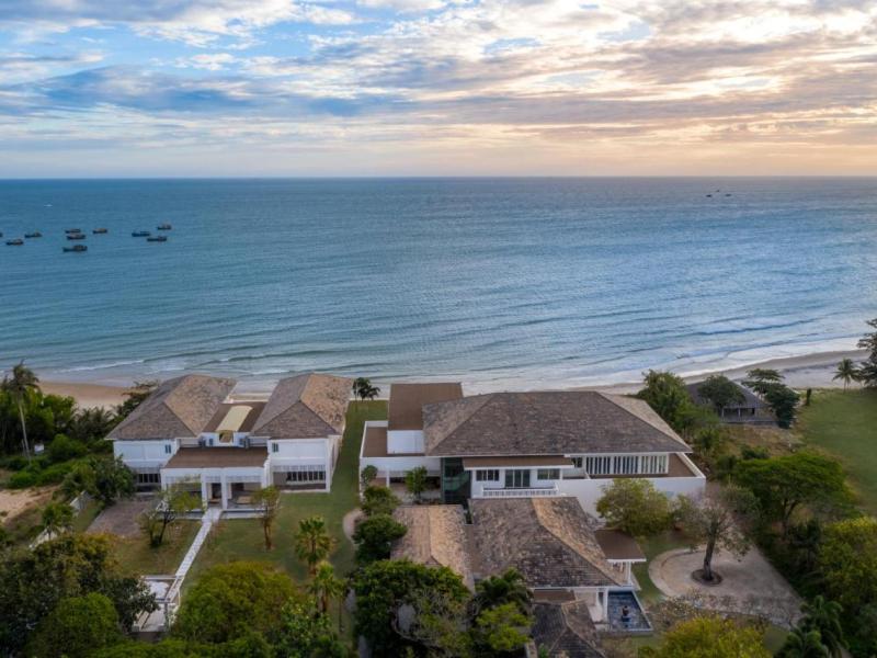 Azerai Ke Ga Bay Resort