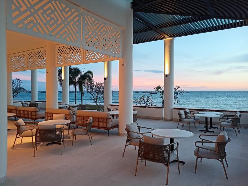 Azerai Ke Ga Bay Resort