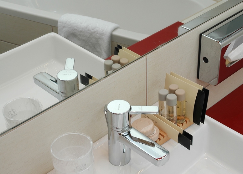 Promenade City Hotel