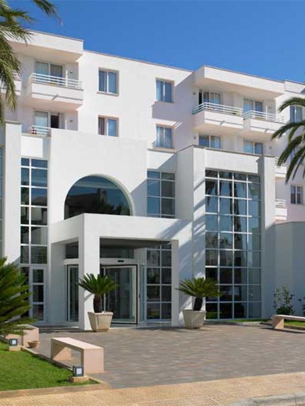 Protur Vista Badia Aparthotel