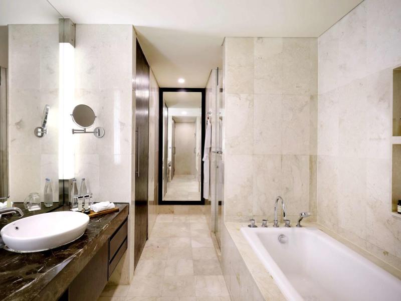 Pullman Bali Legian Beach Hotel
