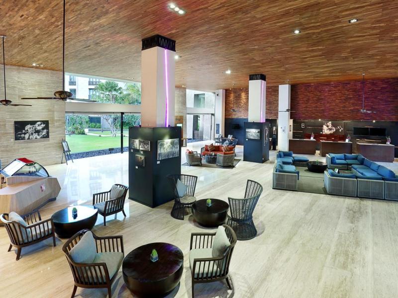 Pullman Bali Legian Beach Hotel