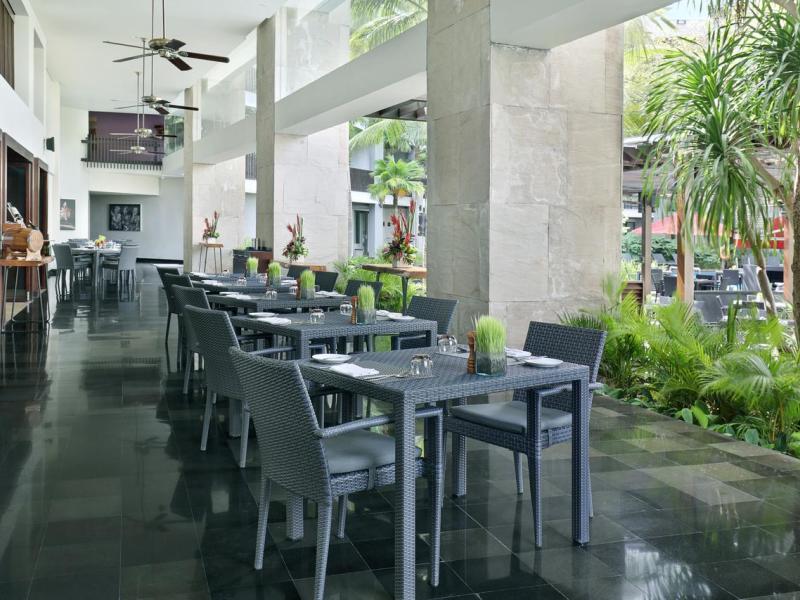 Pullman Bali Legian Beach Hotel
