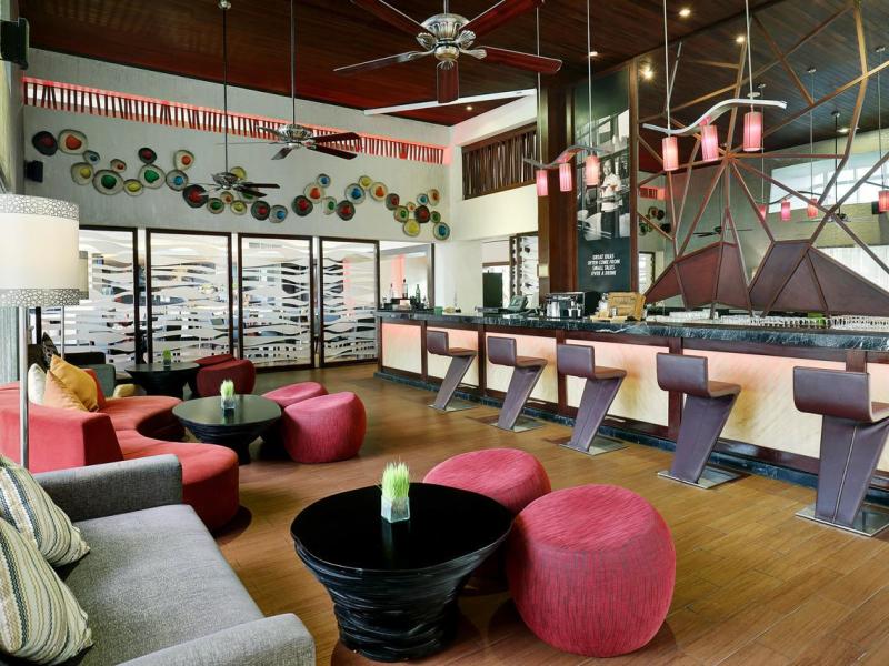 Pullman Bali Legian Beach Hotel