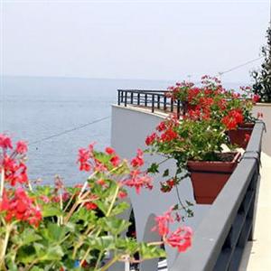 Punta Campanella Resort & Spa