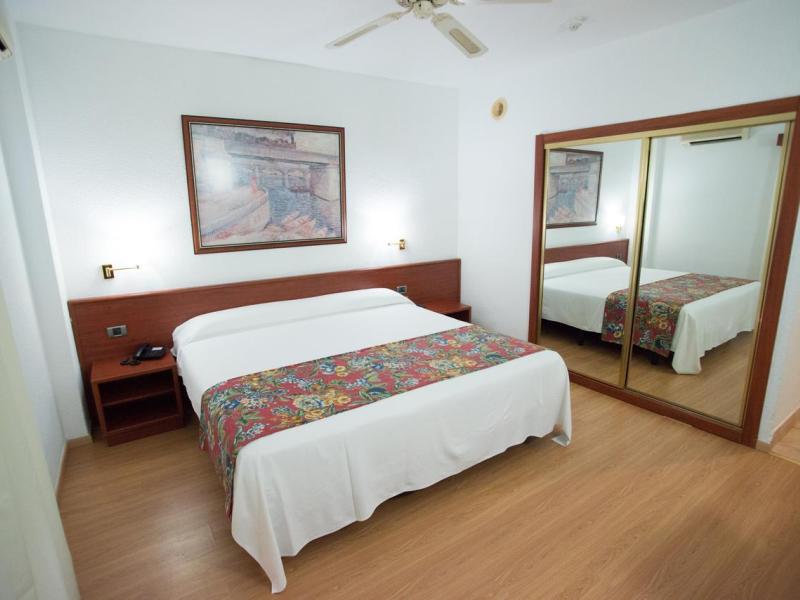 Catalonia Punta Del Rey