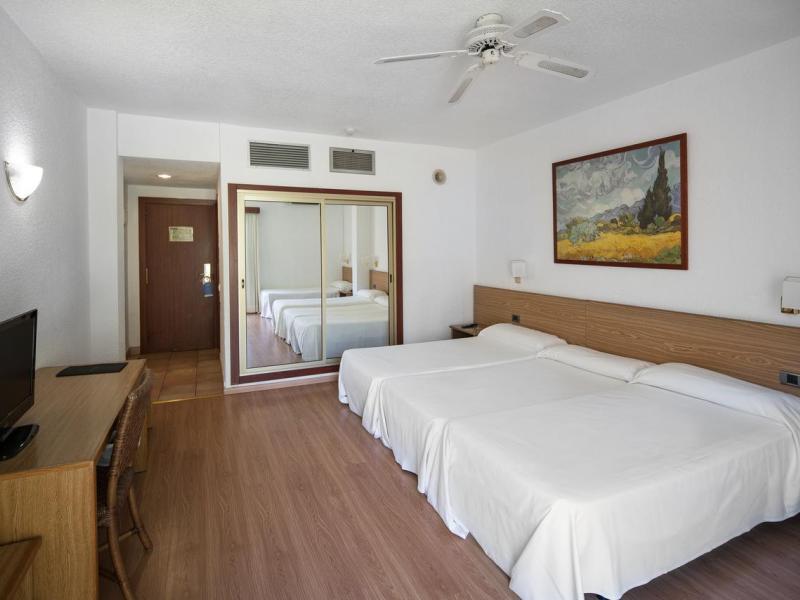 Catalonia Punta Del Rey