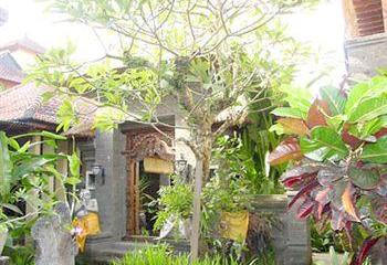 Отель Putu Bali Villa & Spa Индонезия, о Бали, фото 1