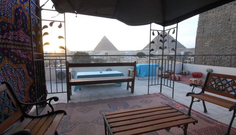 Pyramids View Inn