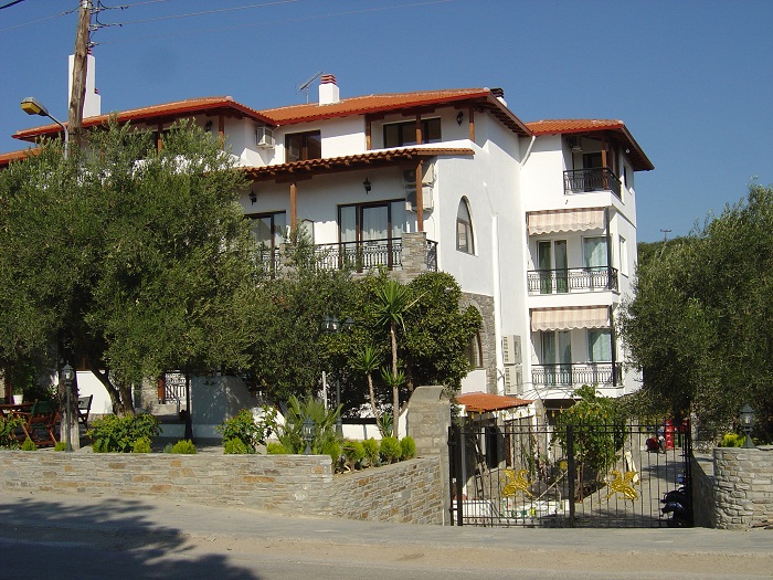 Pyrgos Hotel