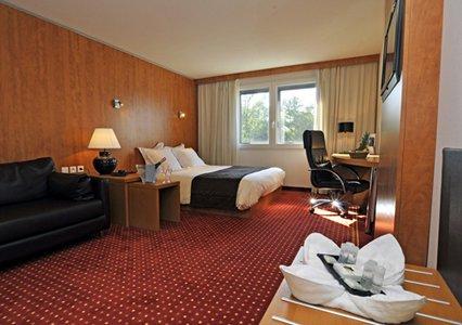 Quality Suites Bordeaux Aeroport & Spa
