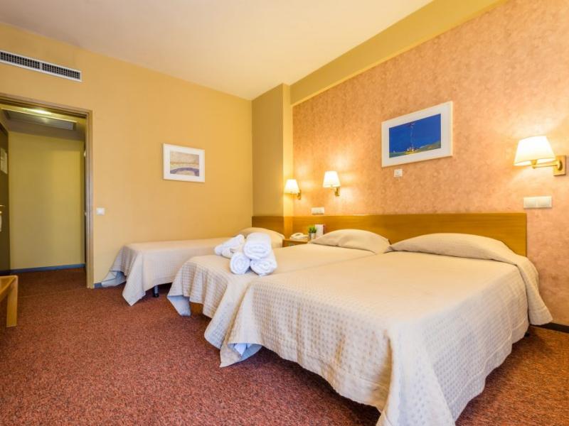 Queen Olga Hotel