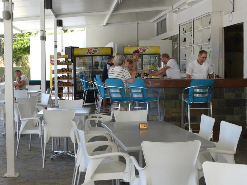 Artemis Hotel Apartments