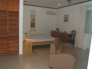 Quo Vadis Beach Resort