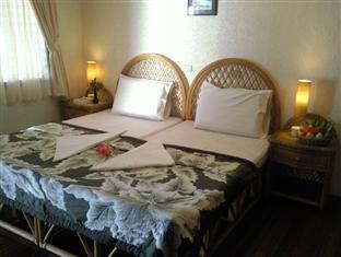 Quo Vadis Beach Resort