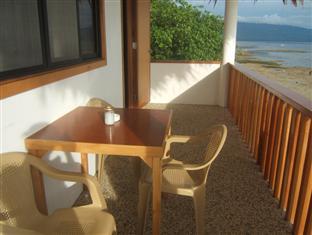 Quo Vadis Beach Resort