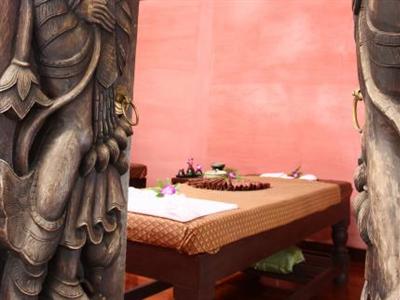 Racha Kiri Resort & Spa