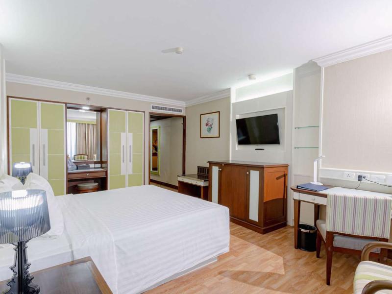 Golden Tulip Sovereign Hotel Bangkok