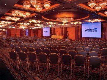 Radisson Blu Hotel Dubai Deira Creek