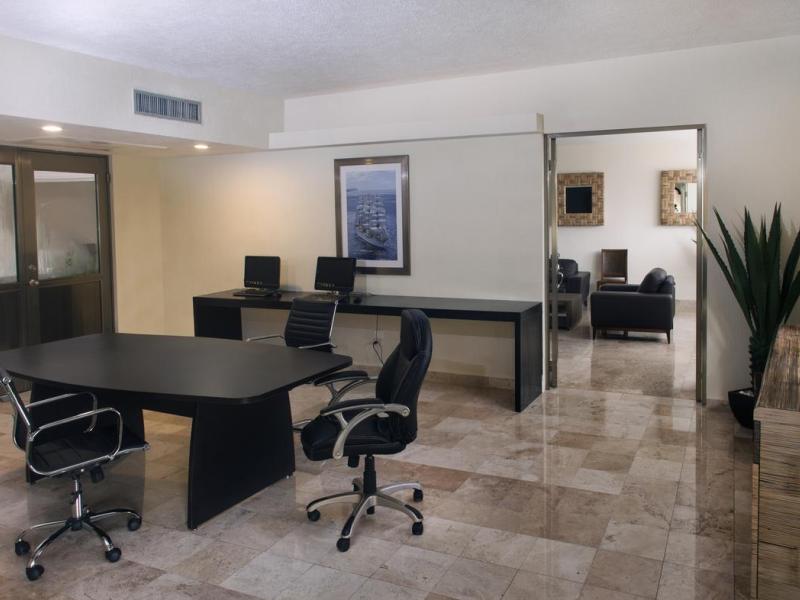 Adhara Hacienda Cancun