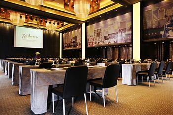 Grand Mercure Shanghai Century Park