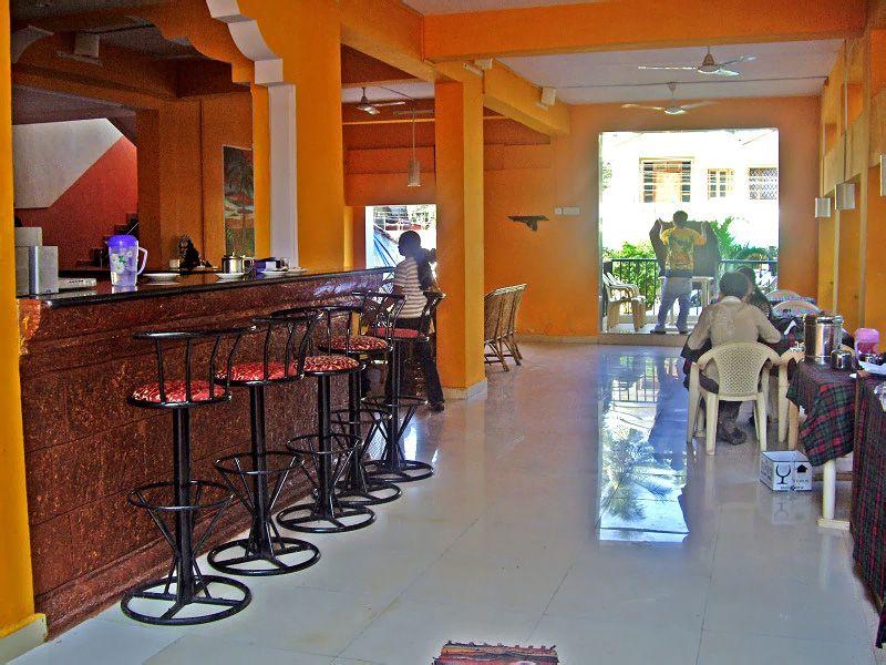 Rahi Coral Beach Resort