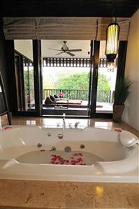 Aruntara Riverside Boutique Hotel