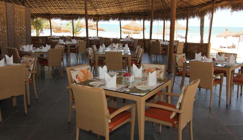 Caravela Beach Resort