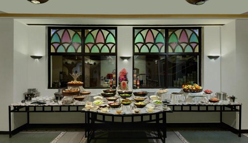 Caravela Beach Resort