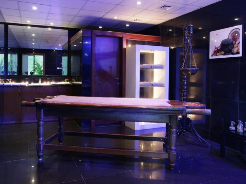 Ramada Hotel & Suites Ajman