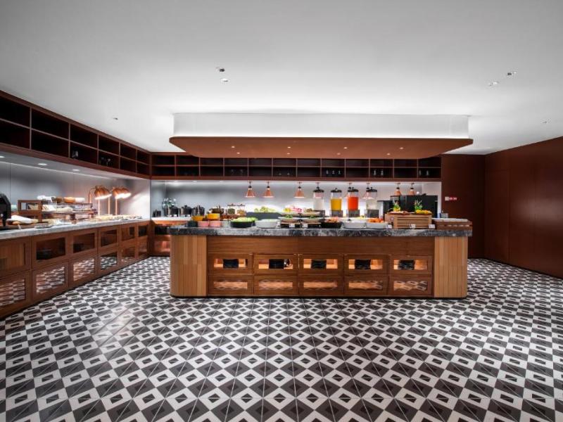 Intercity Guangzhou East Railway Station Hotel