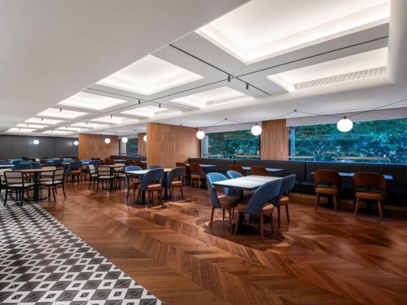 Intercity Guangzhou East Railway Station Hotel