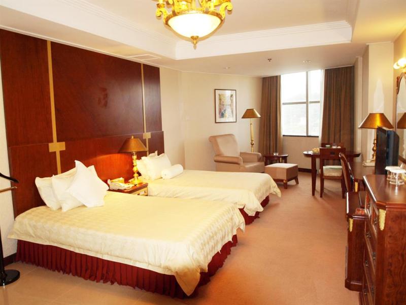Ramada Plaza Hotel Fuzhou