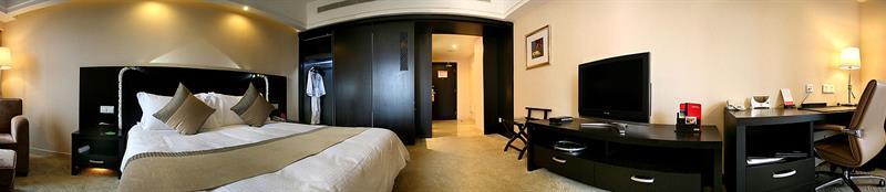 Ramada Plaza Gateway