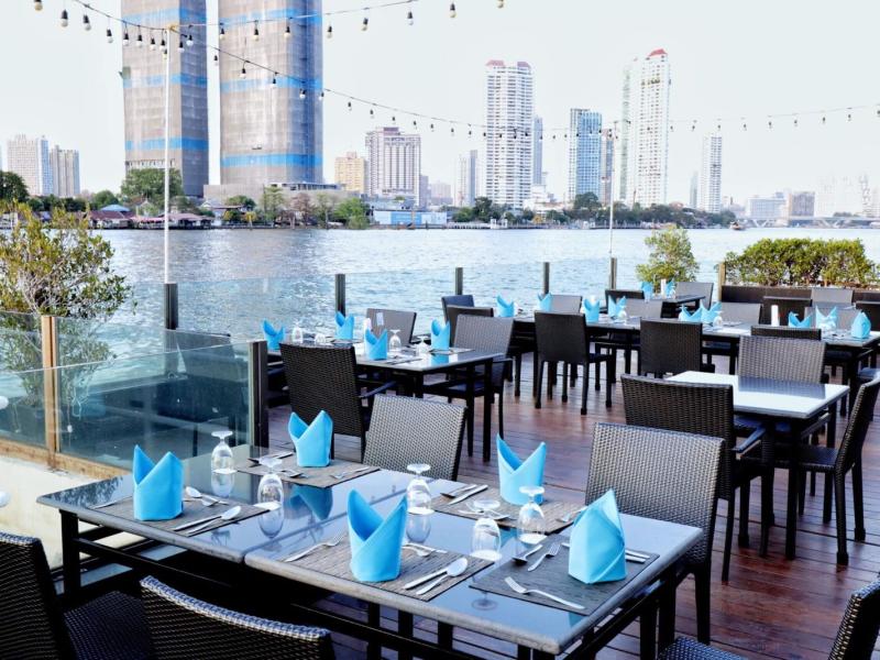 Ramada Plaza Menam Riverside Bangkok