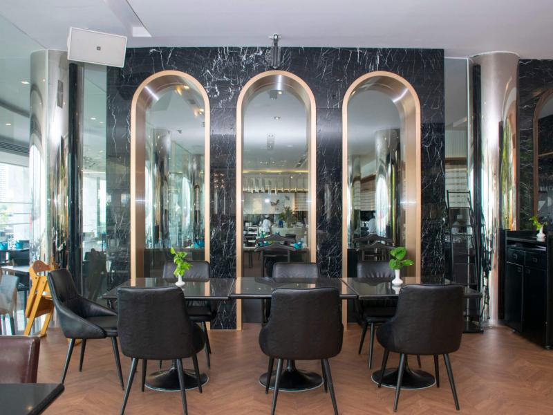 Ramada Plaza Menam Riverside Bangkok