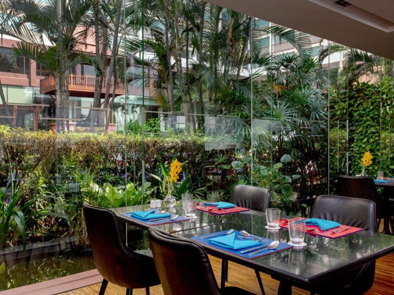Ramada Plaza Menam Riverside Bangkok