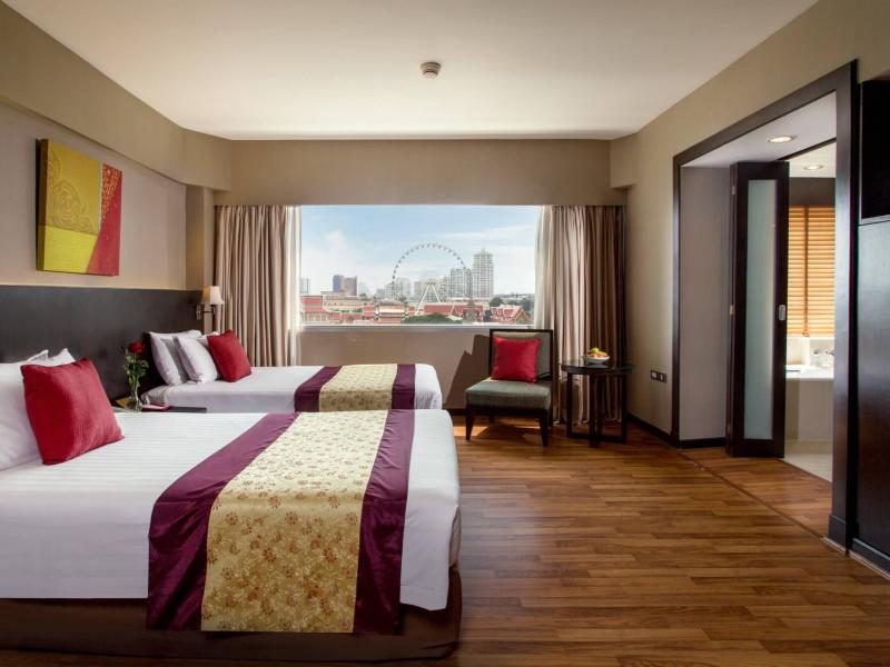 Ramada Plaza Menam Riverside Bangkok